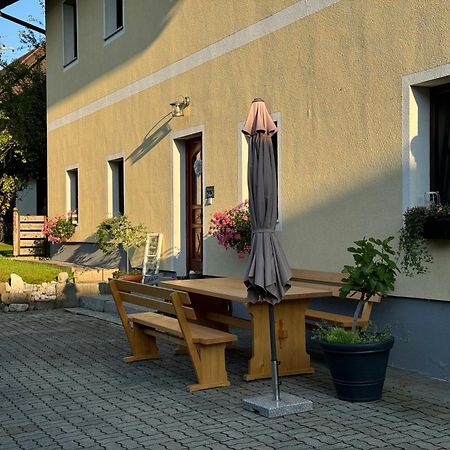 Ferienwohnung Mahar Feistritz im Rosental Exterior foto